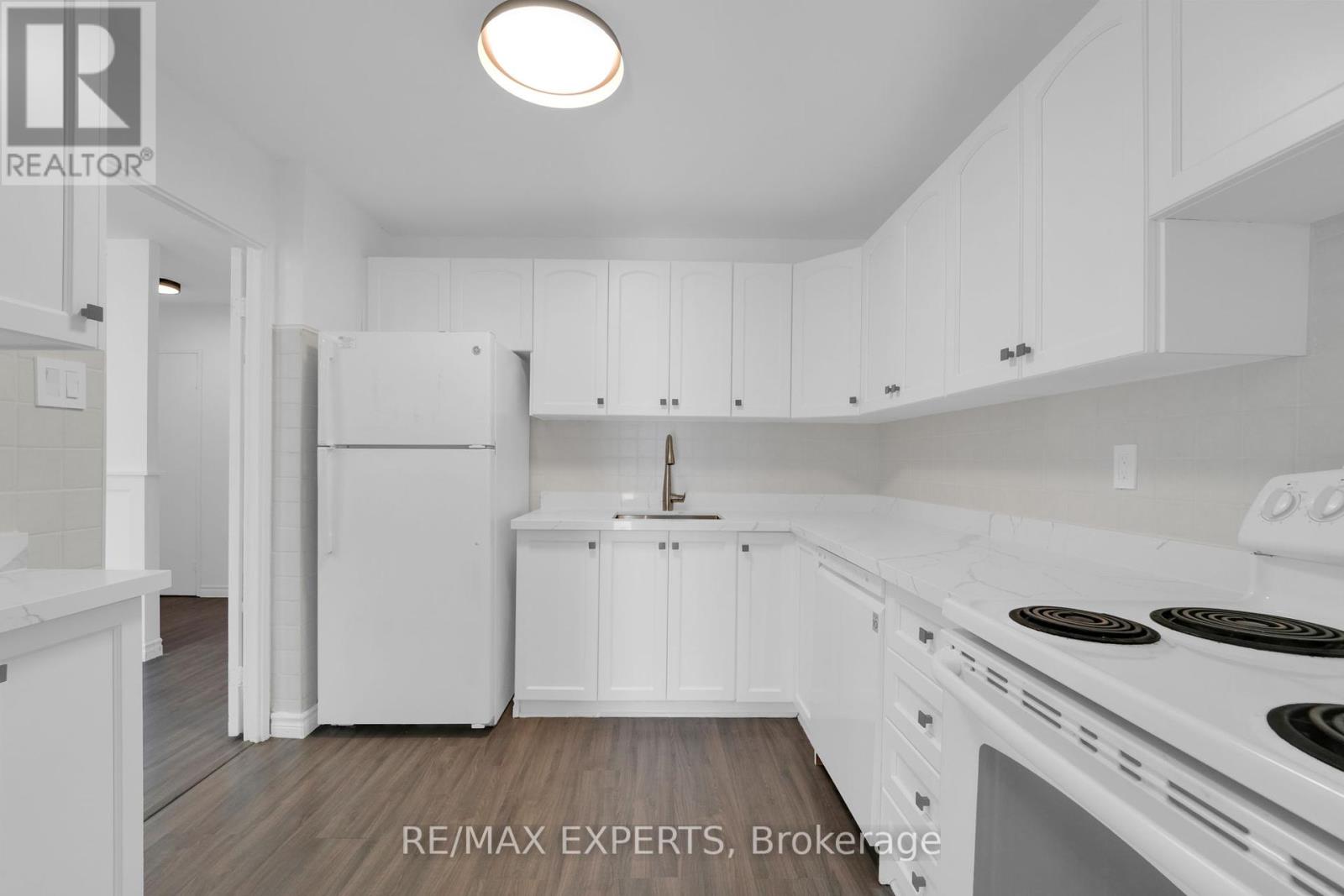 14 - 7 Four Winds Drive, Toronto, Ontario  M3J 1K7 - Photo 14 - W12182619