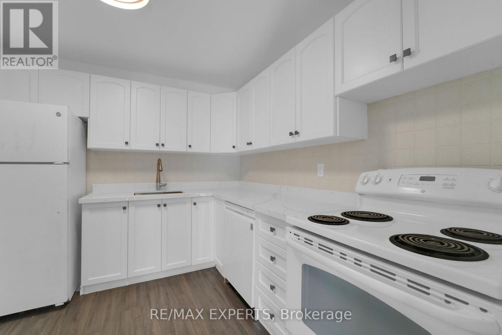 14 - 7 Four Winds Drive, Toronto, Ontario  M3J 1K7 - Photo 15 - W12182619