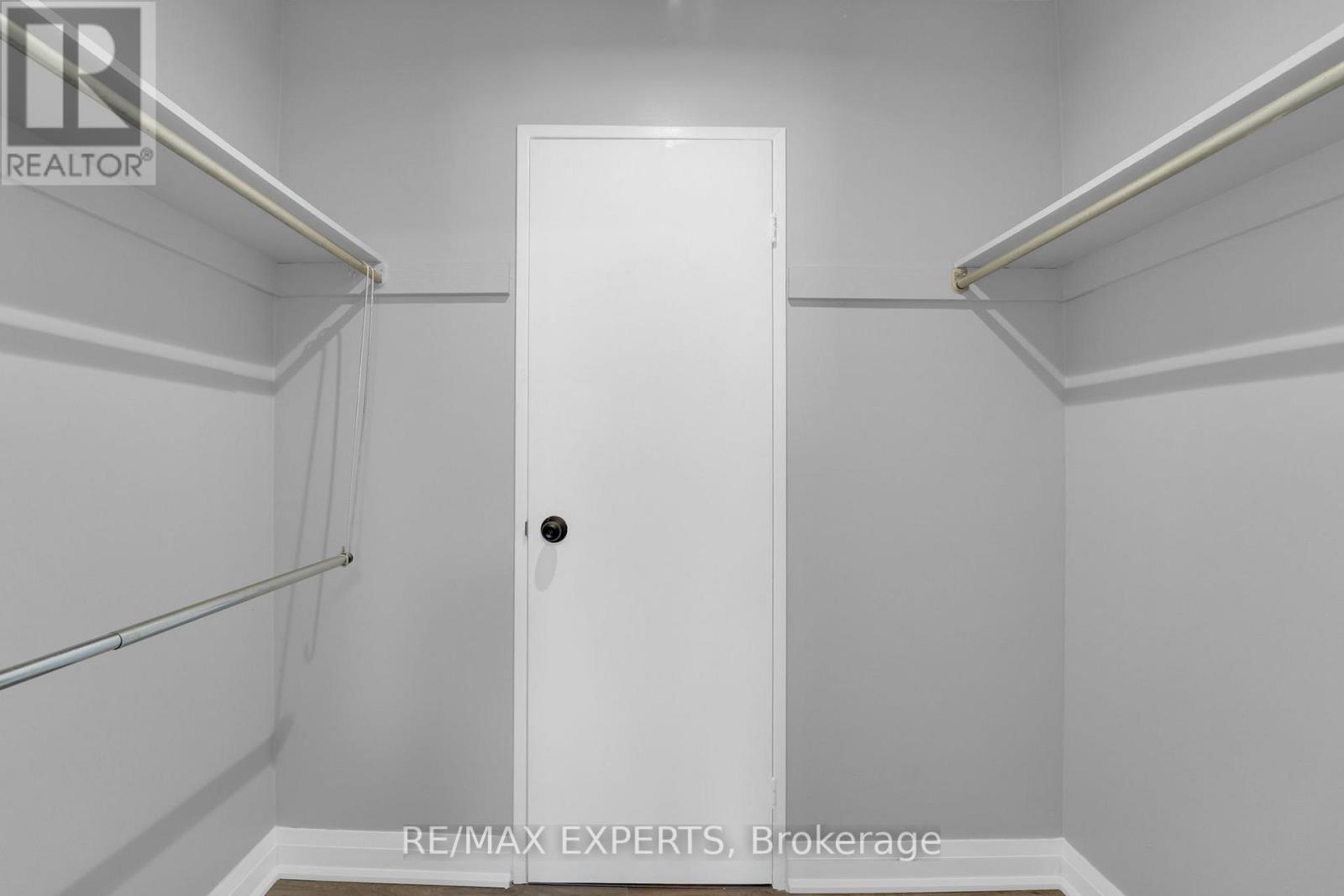 14 - 7 Four Winds Drive, Toronto, Ontario  M3J 1K7 - Photo 29 - W12182619