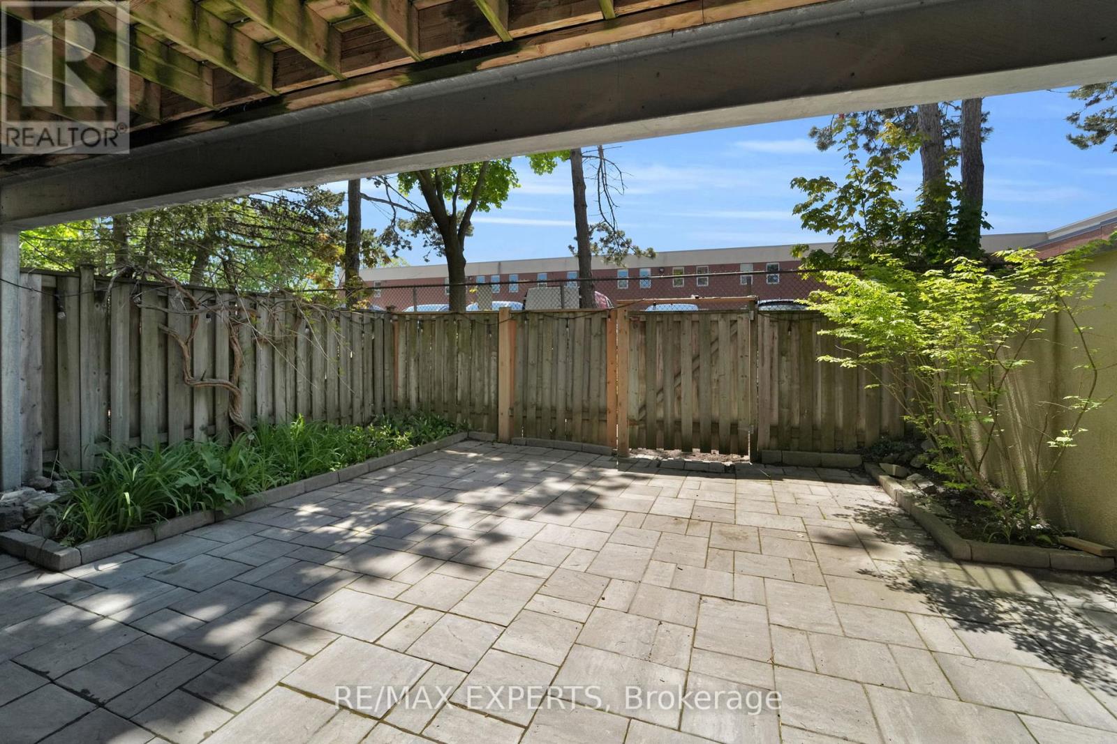 14 - 7 Four Winds Drive, Toronto, Ontario  M3J 1K7 - Photo 46 - W12182619