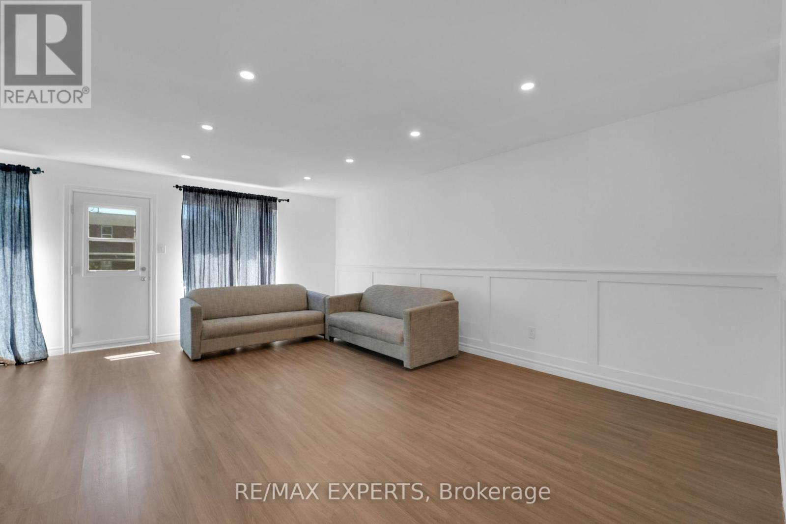 14 - 7 Four Winds Drive, Toronto, Ontario  M3J 1K7 - Photo 8 - W12182619