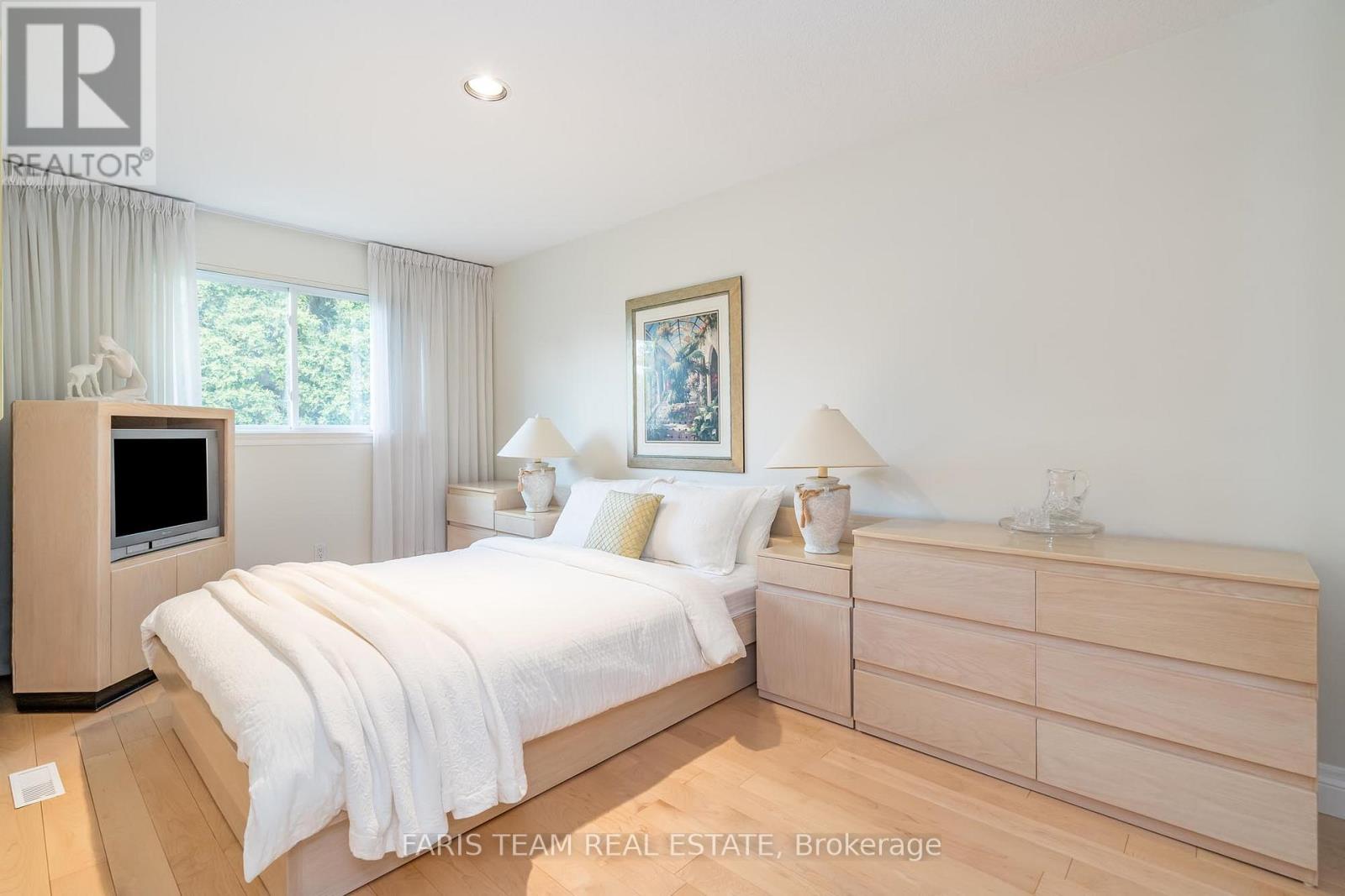 7124 Cadiz Crescent, Mississauga, Ontario  L5N 1Y4 - Photo 10 - W12182626