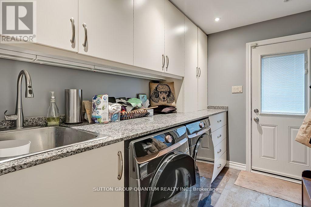 3657 Greenbower Court, Mississauga, Ontario  L5L 1P3 - Photo 21 - W12182628