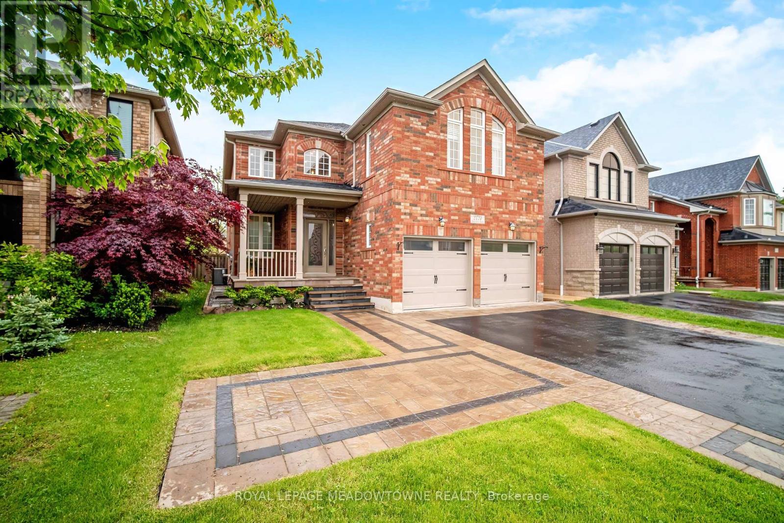2120 Pine Glen Road, Oakville, Ontario  L6M 5B3 - Photo 3 - W12182652