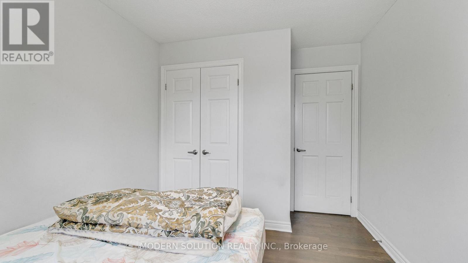 1011 Pearson Drive, Oakville, Ontario  L6H 2Y9 - Photo 21 - W12182670