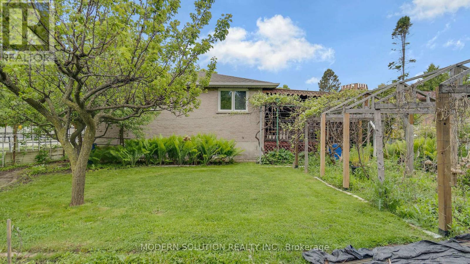 1011 Pearson Drive, Oakville, Ontario  L6H 2Y9 - Photo 42 - W12182670