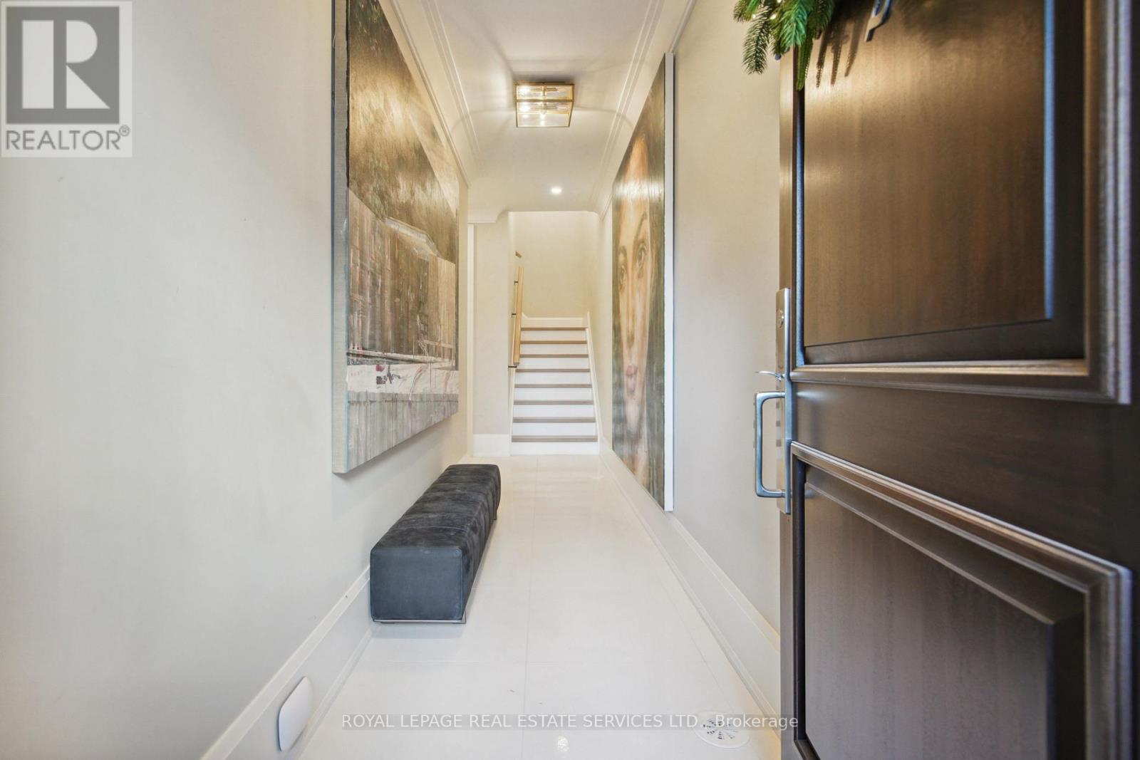 2 - 336 Robinson Street, Oakville, Ontario  L6J 1G9 - Photo 5 - W12182679