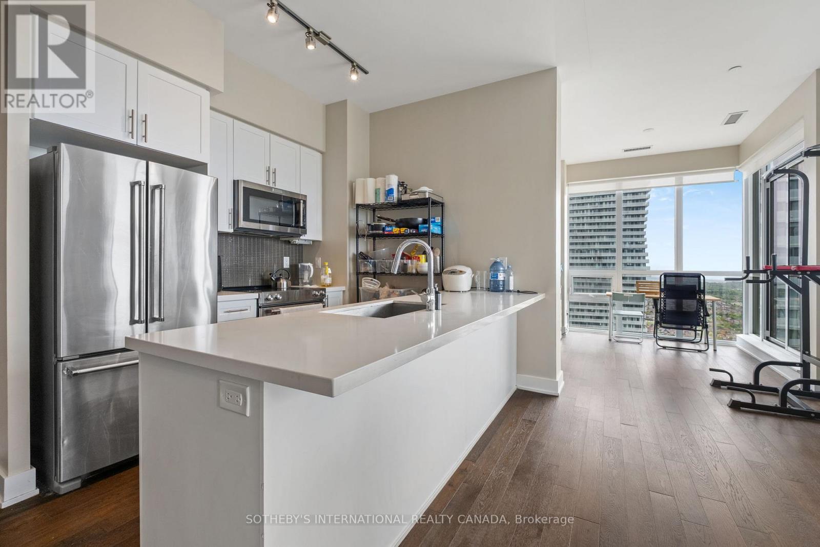4810 (Lph10) - 4011 Brickstone Mews, Mississauga, Ontario  L5B 0J7 - Photo 1 - W12182713