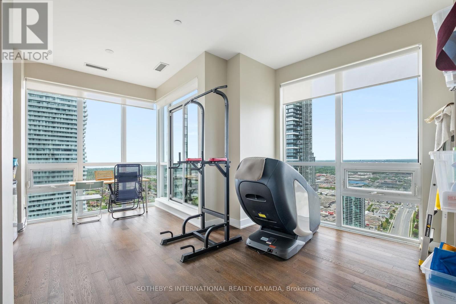 4810 (Lph10) - 4011 Brickstone Mews, Mississauga, Ontario  L5B 0J7 - Photo 10 - W12182713