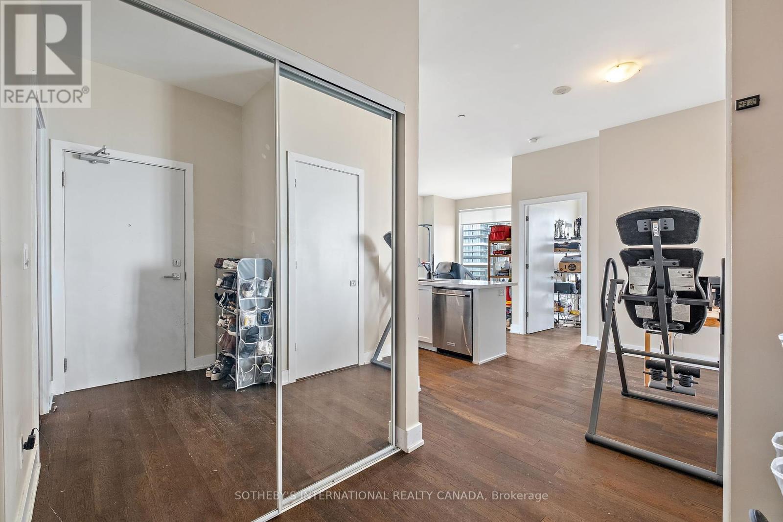 4810 (Lph10) - 4011 Brickstone Mews, Mississauga, Ontario  L5B 0J7 - Photo 13 - W12182713