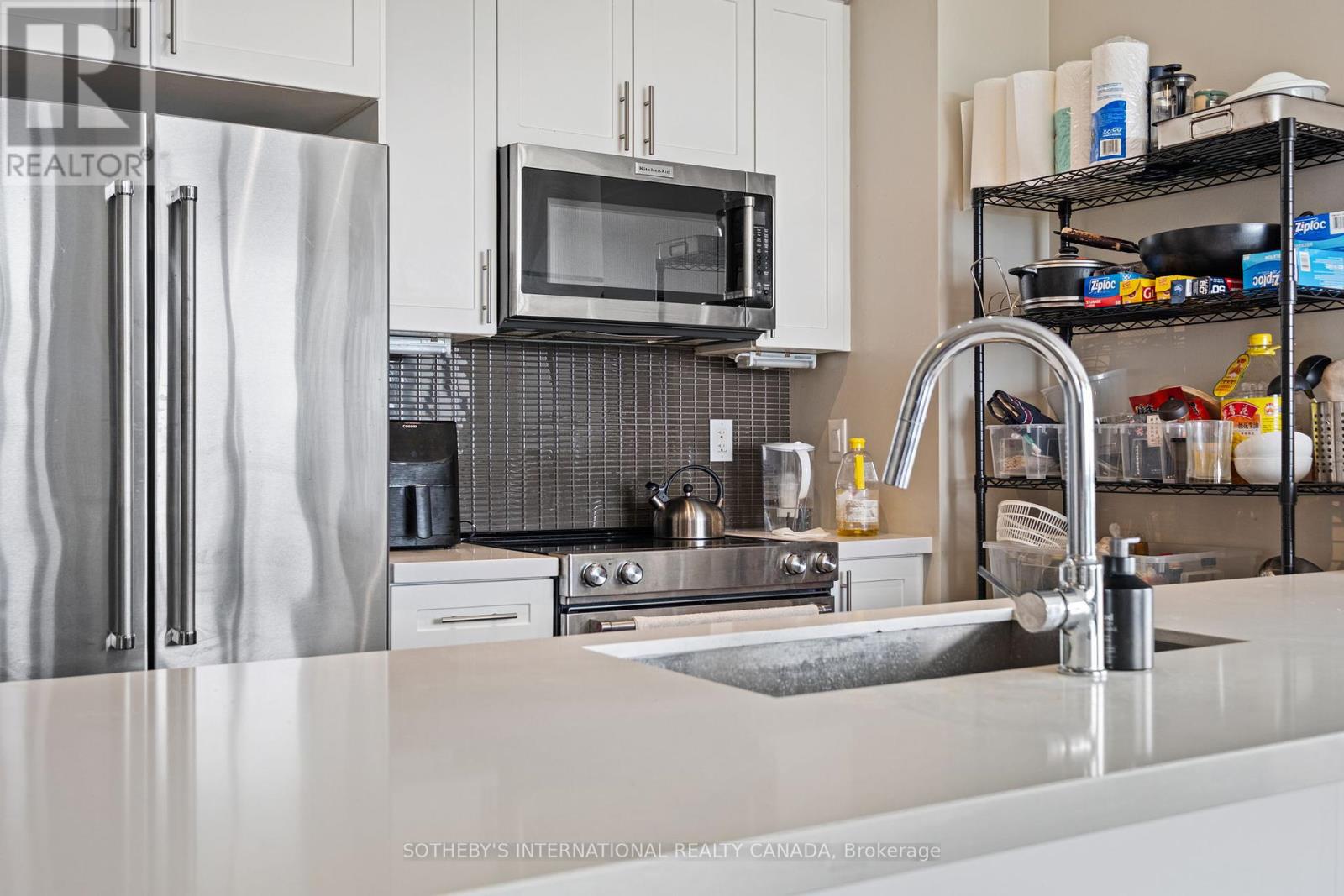 4810 (Lph10) - 4011 Brickstone Mews, Mississauga, Ontario  L5B 0J7 - Photo 3 - W12182713