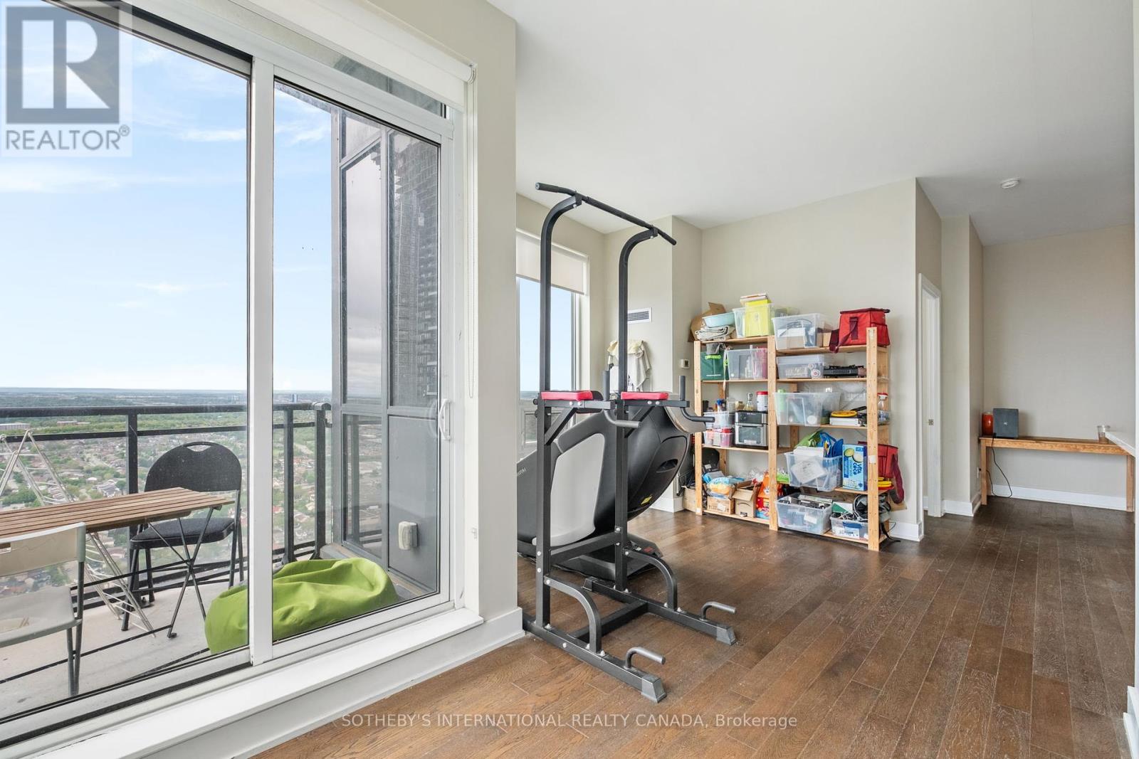 4810 (Lph10) - 4011 Brickstone Mews, Mississauga, Ontario  L5B 0J7 - Photo 9 - W12182713