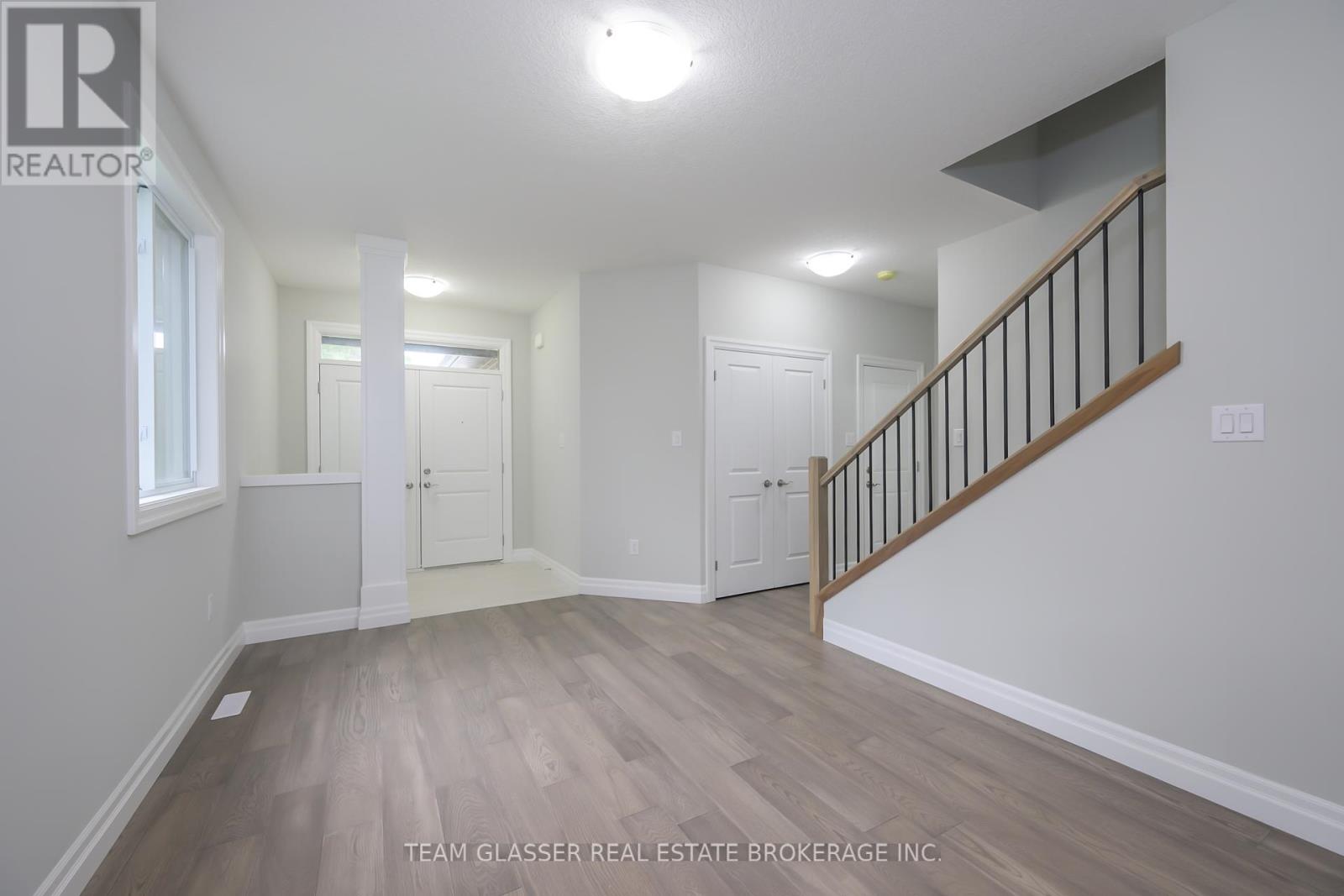 1604 Chickadee Trail, London South, Ontario  N6N 1K2 - Photo 8 - X12170566