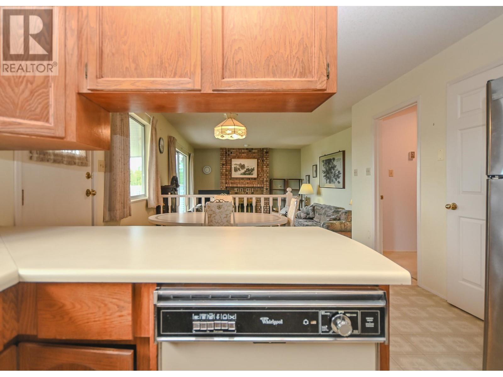 2560 Bluebell Avenue, Coquitlam, British Columbia  V3E 2G1 - Photo 11 - R3008904