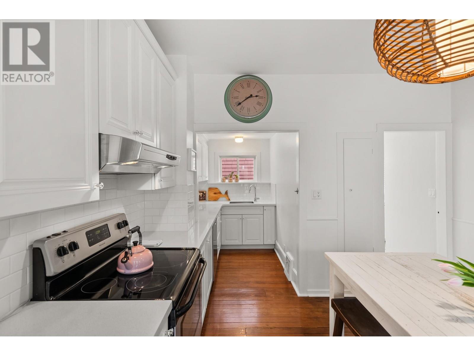 220 St. Patrick Street, New Westminster, British Columbia  V3L 1P8 - Photo 13 - R3008914