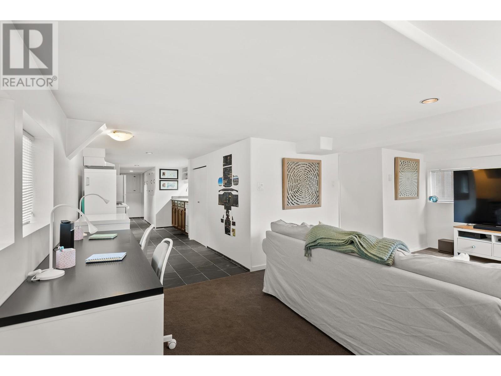 220 St. Patrick Street, New Westminster, British Columbia  V3L 1P8 - Photo 23 - R3008914