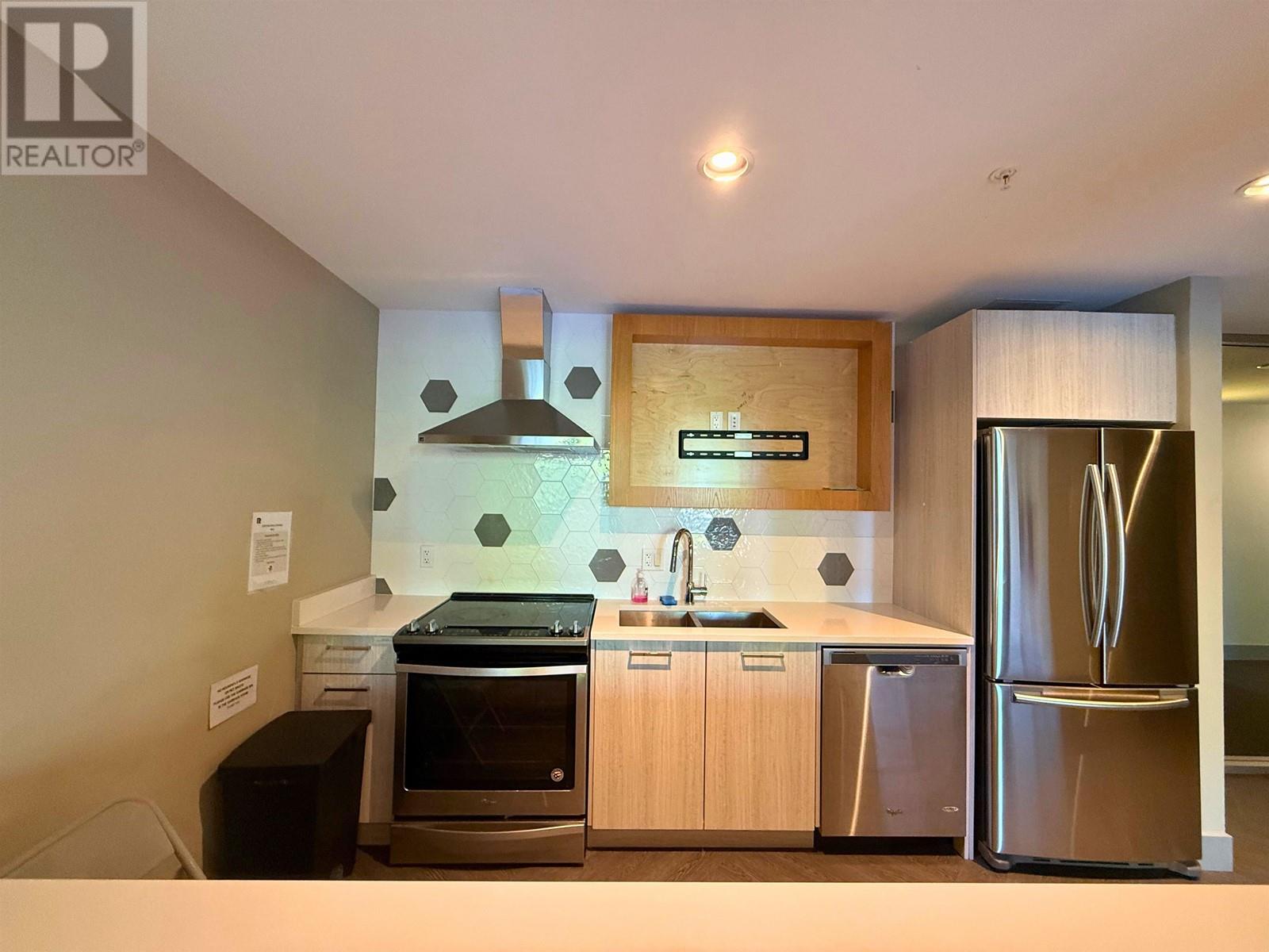 104 1306 Fifth Avenue, New Westminster, British Columbia  V3M 0K5 - Photo 6 - R3008929