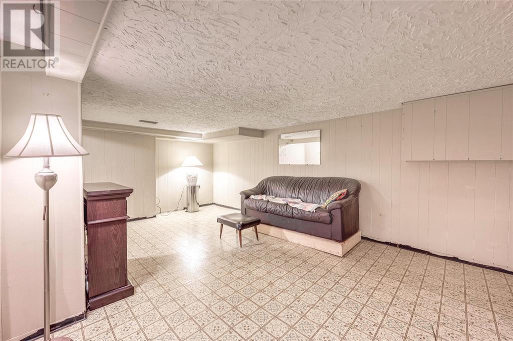 360 East Street North, Sarnia, Ontario  N7T 6Y3 - Photo 18 - 25003001