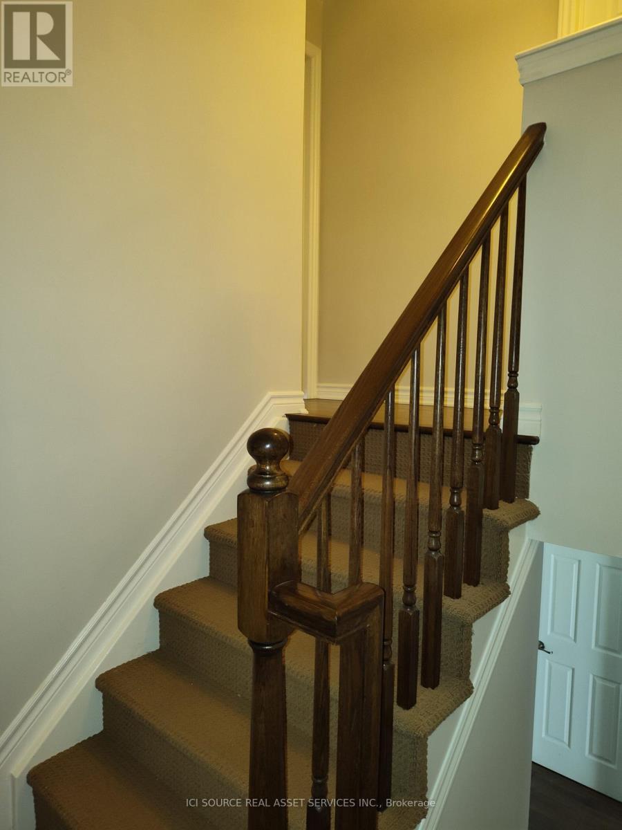 202 Conifer Creek Circle, Ottawa, Ontario  K2M 0M2 - Photo 10 - X12182726