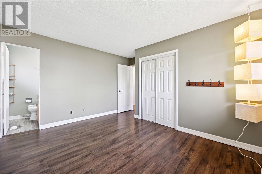 207 Lake Ontario Place Se, Calgary, Alberta  T2J 4Y5 - Photo 9 - A2221321