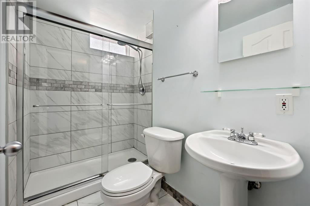 207 Lake Ontario Place Se, Calgary, Alberta  T2J 4Y5 - Photo 18 - A2221321