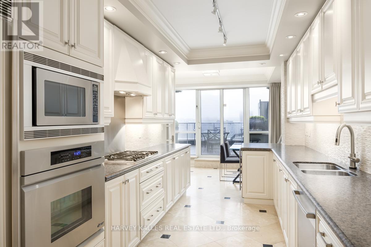 1205 - 10 Bellair Street, Toronto (Annex), Ontario  M5R 3T8 - Photo 17 - C12182756