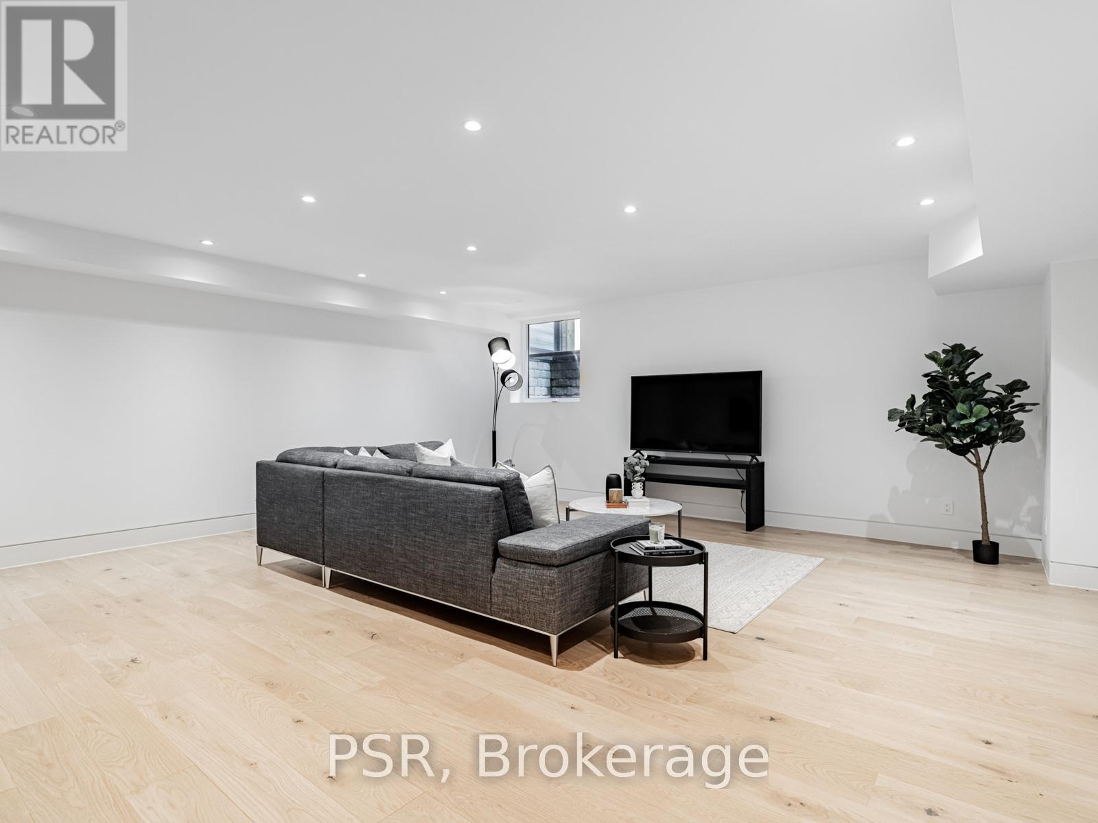 86 Chudleigh Avenue, Toronto, Ontario  M4R 1T3 - Photo 20 - C12182763