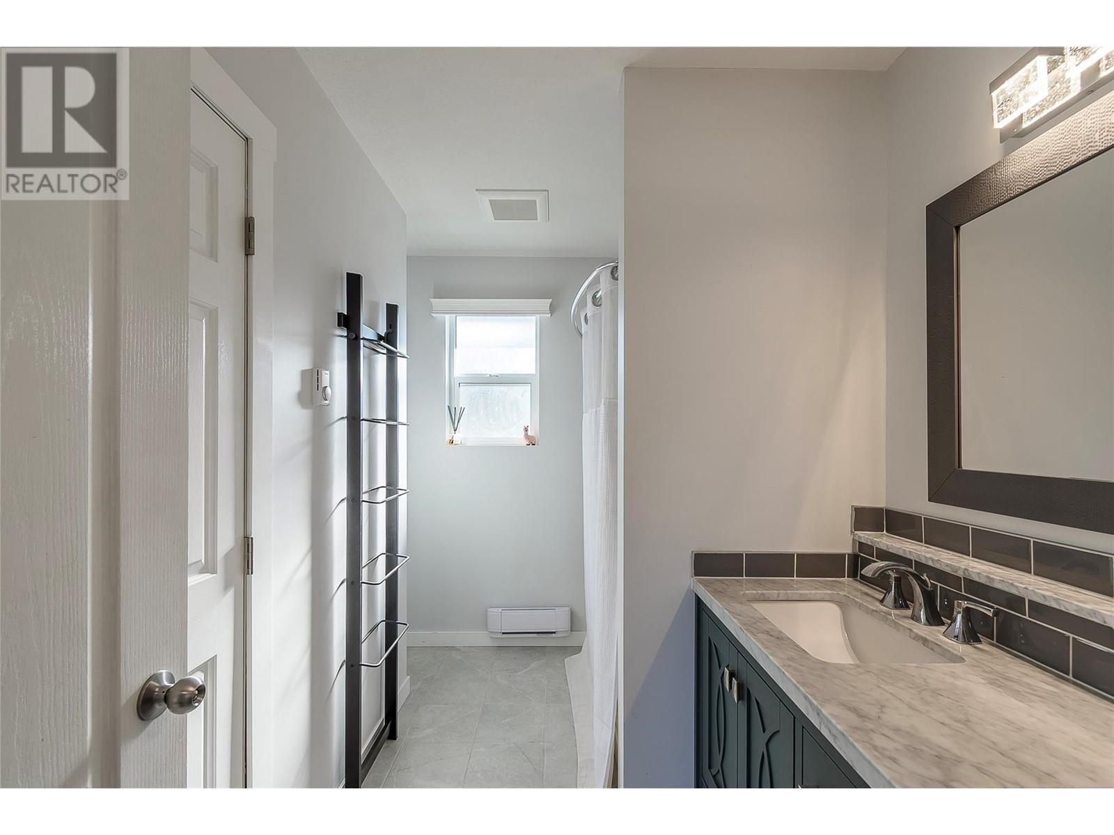 42 Lakeshore Drive, Vernon, British Columbia  V1H 2A1 - Photo 57 - 10347825