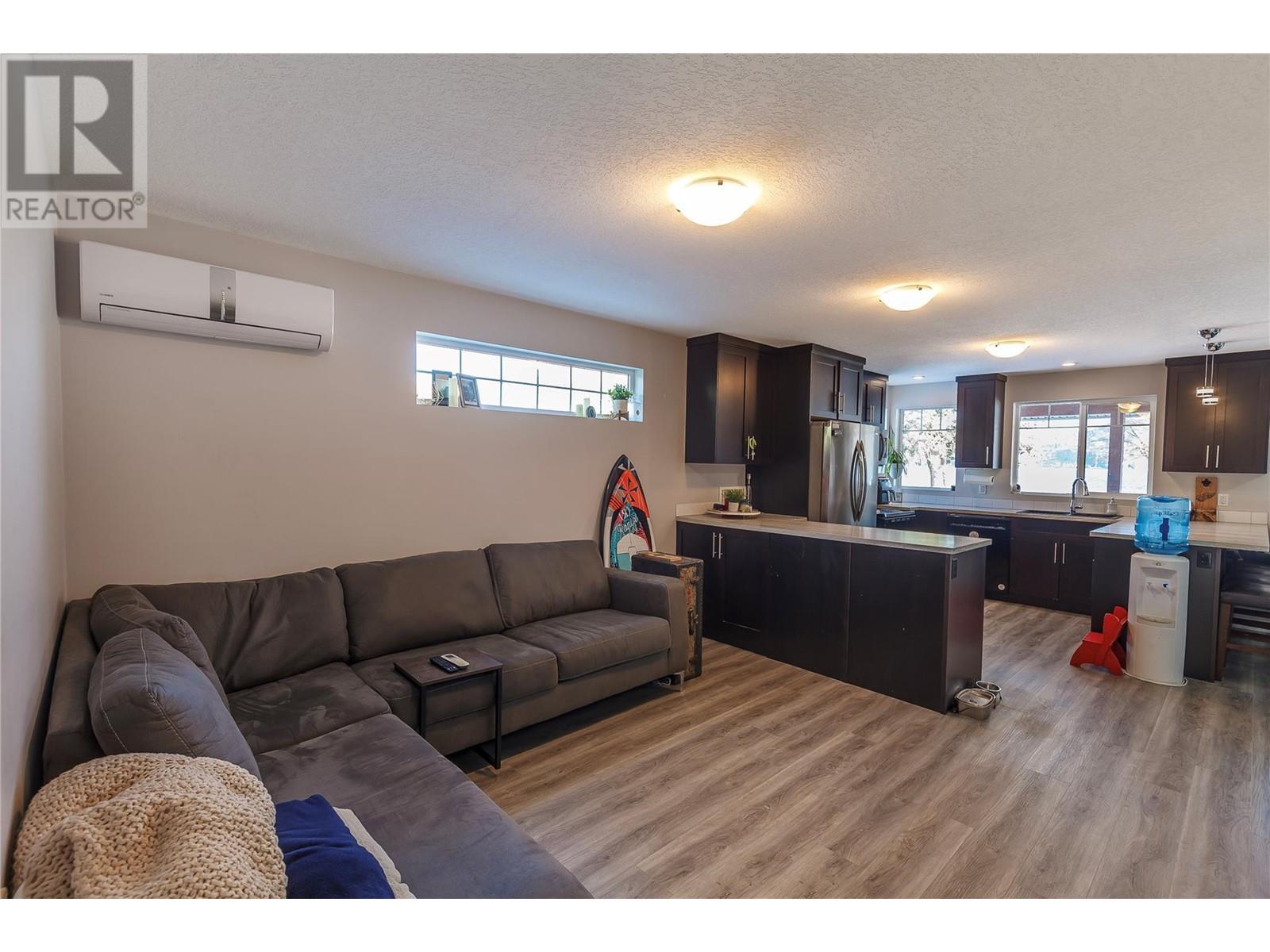 42 Lakeshore Drive, Vernon, British Columbia  V1H 2A1 - Photo 27 - 10347825
