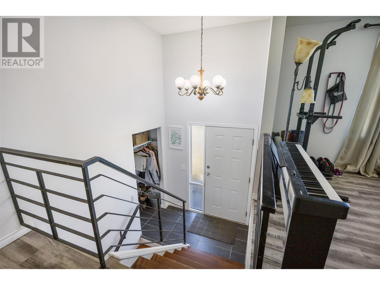 1579 Southview Terrace, Kamloops, British Columbia  V2B 7R3 - Photo 19 - 10349966