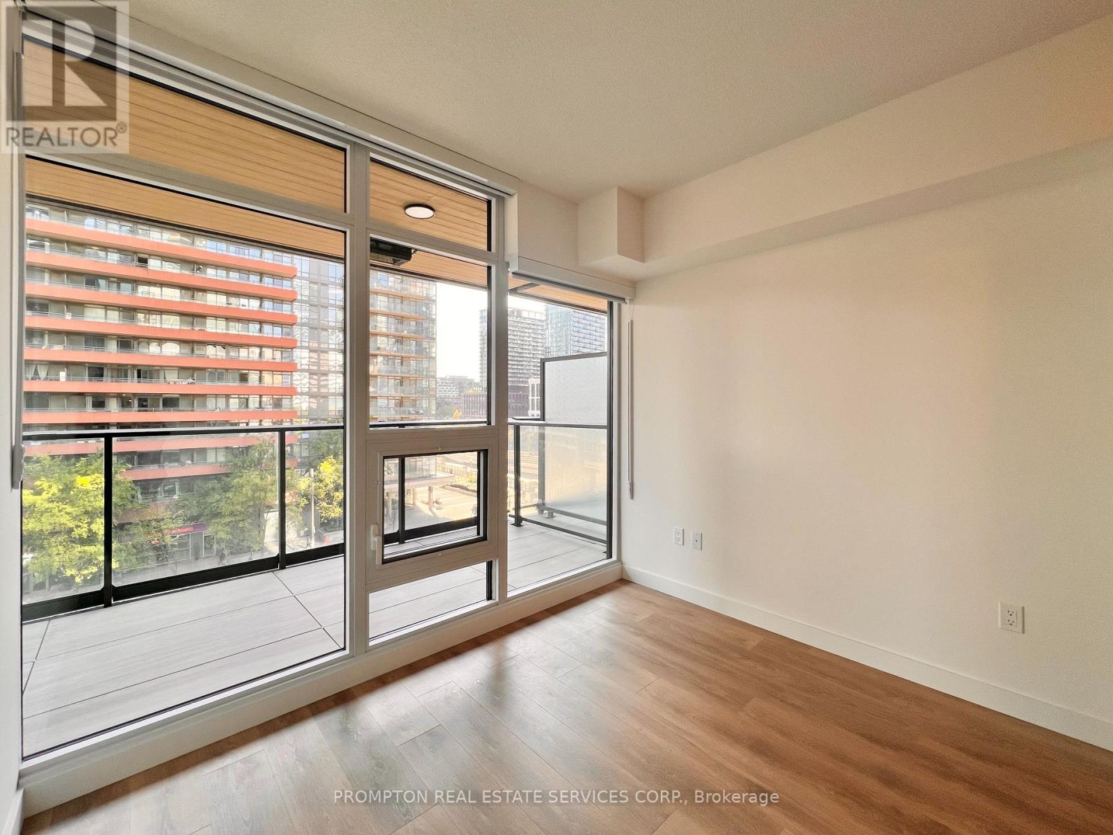628 - 3 Concord Cityplace Way, Toronto, Ontario  M5V 0X4 - Photo 17 - C12174764