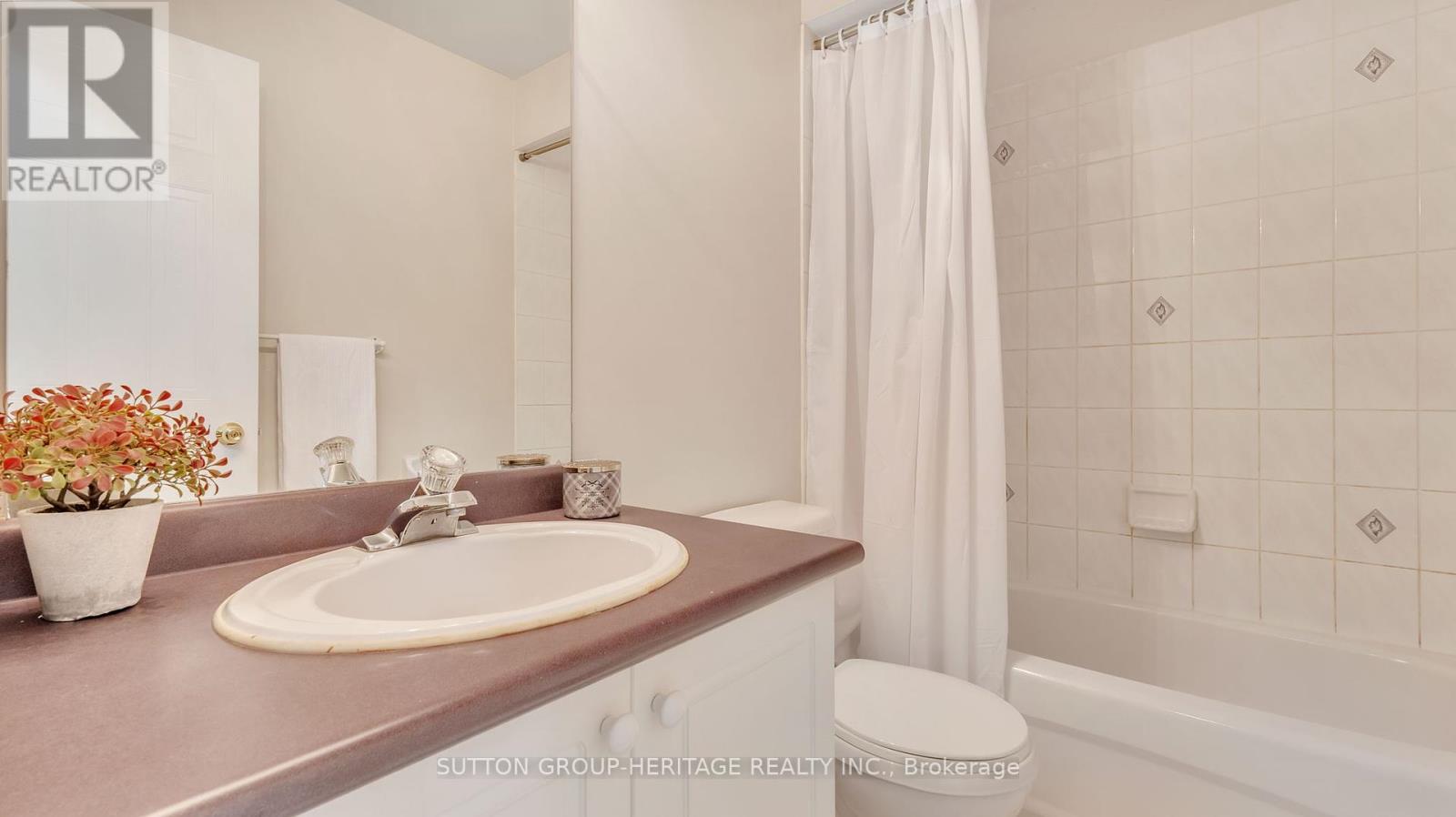62 Sprucedale Way, Whitby (Pringle Creek), Ontario  L1N 9T9 - Photo 32 - E12182771