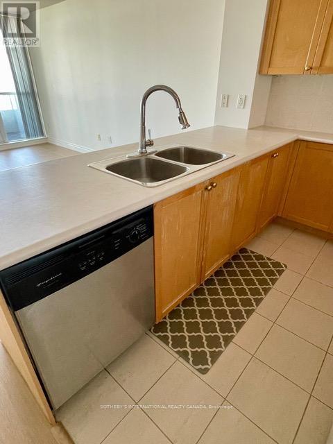 1010 - 60 Brian Harrison Way, Toronto (Bendale), Ontario  M1P 5J5 - Photo 2 - E12182775