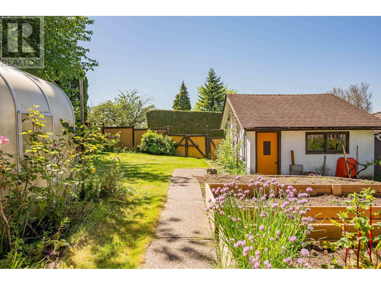 7342 Curtis Street, Burnaby, British Columbia  V5A 1K4 - Photo 37 - R3006767