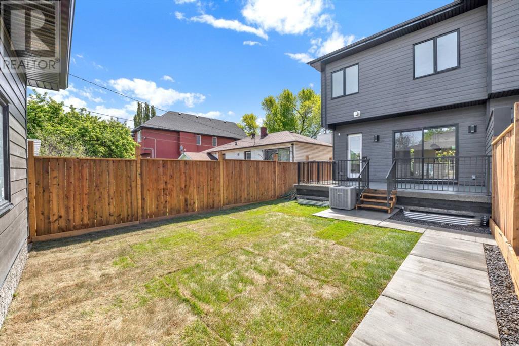 432 23 Avenue Nw, Calgary, Alberta  T2M 1S4 - Photo 5 - A2225629