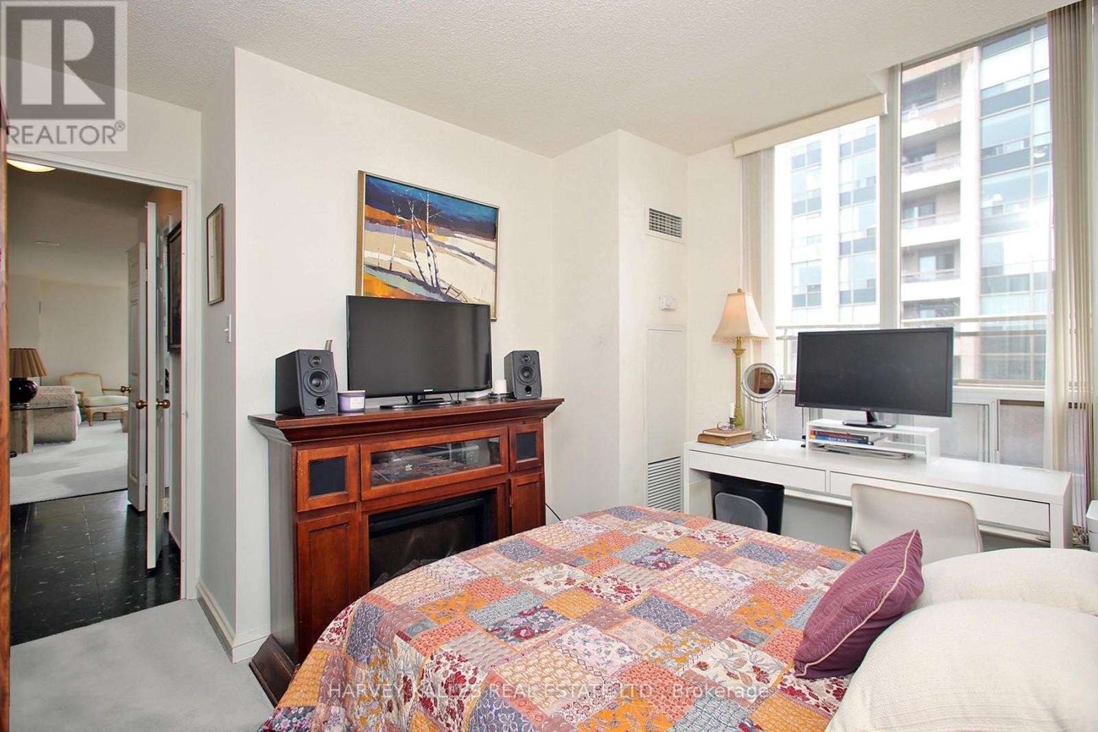 Uph07 - 256 Doris Avenue, Toronto, Ontario  M2N 6X8 - Photo 31 - C12181372