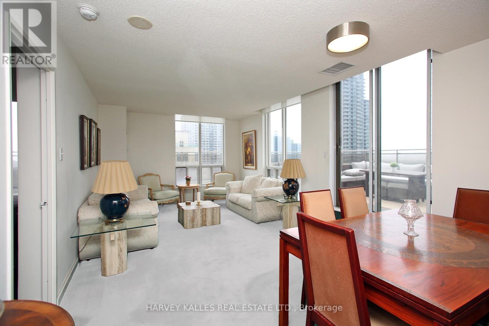Uph07 - 256 Doris Avenue, Toronto, Ontario  M2N 6X8 - Photo 12 - C12181372