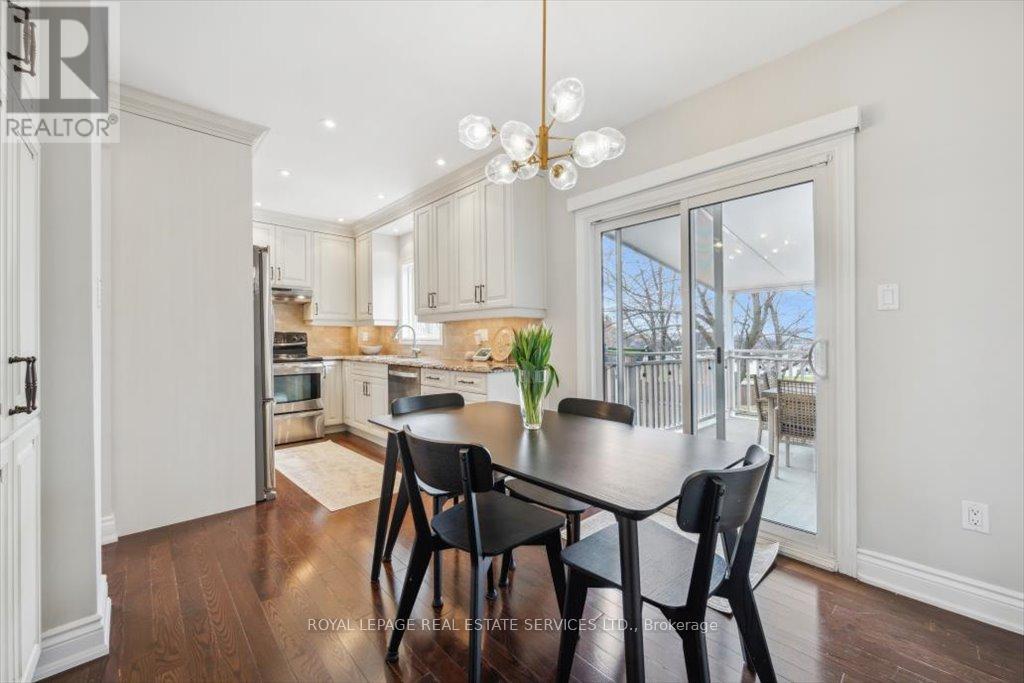 455 Parklane Road, Oakville, Ontario  L6H 4J9 - Photo 17 - W12088653