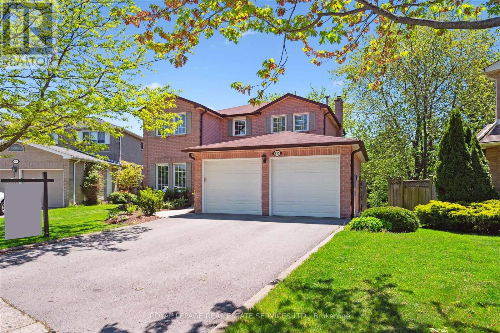 455 Parklane Road, Oakville, Ontario  L6H 4J9 - Photo 4 - W12088653