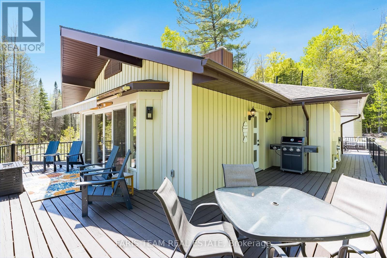 328 Cedar Avenue, Meaford, Ontario  N4L 1W5 - Photo 23 - X12179119