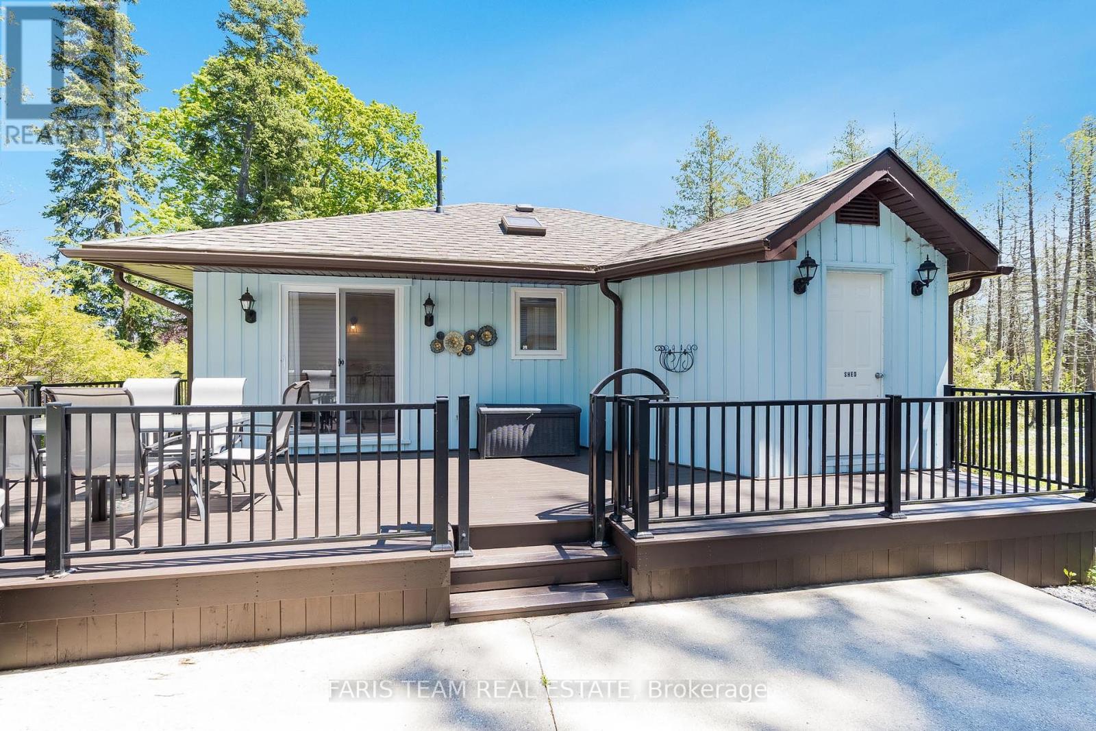 328 Cedar Avenue, Meaford, Ontario  N4L 1W5 - Photo 26 - X12179119