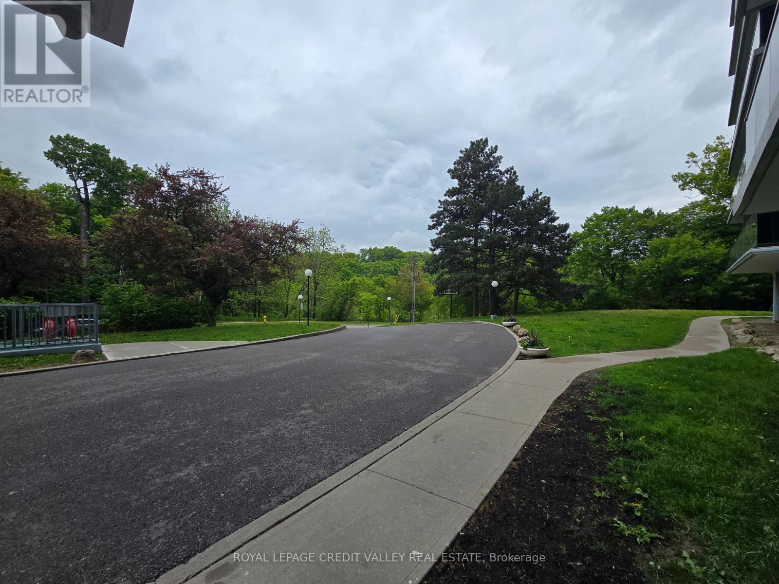1705 - 235 Grandravine Drive, Toronto (Glenfield-Jane Heights), Ontario  M3N 1J2 - Photo 17 - W12177893