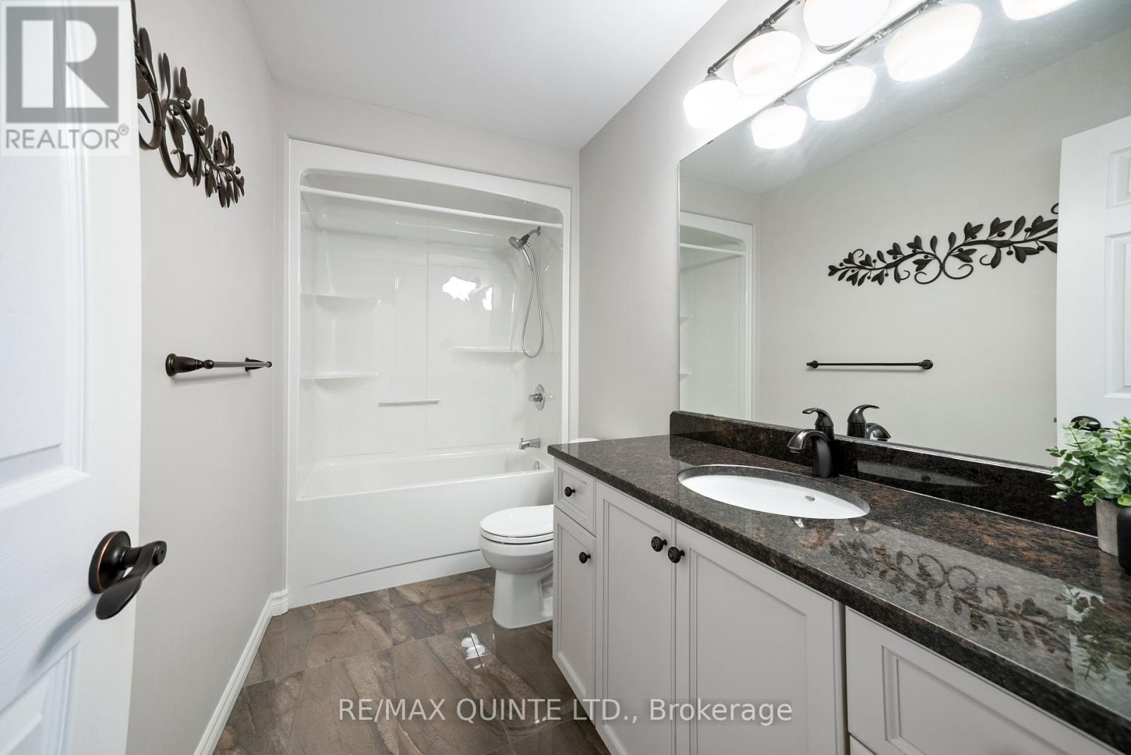 43 Mountain Ash Drive, Belleville, Ontario  K8N 4Z5 - Photo 24 - X12182875
