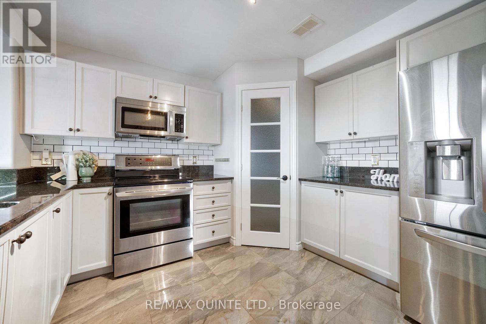 43 Mountain Ash Drive, Belleville, Ontario  K8N 4Z5 - Photo 7 - X12182875