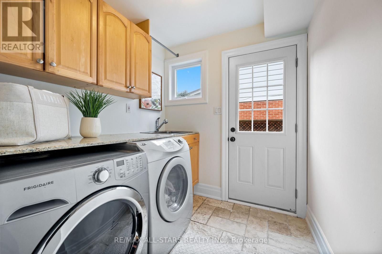 33 Hagerman Boulevard, Markham, Ontario  L3R 2A8 - Photo 24 - N12182759