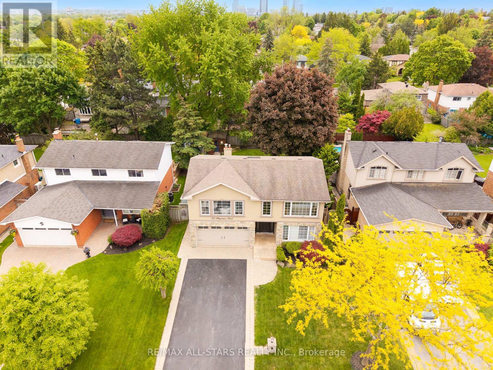 33 Hagerman Boulevard, Markham, Ontario  L3R 2A8 - Photo 3 - N12182759