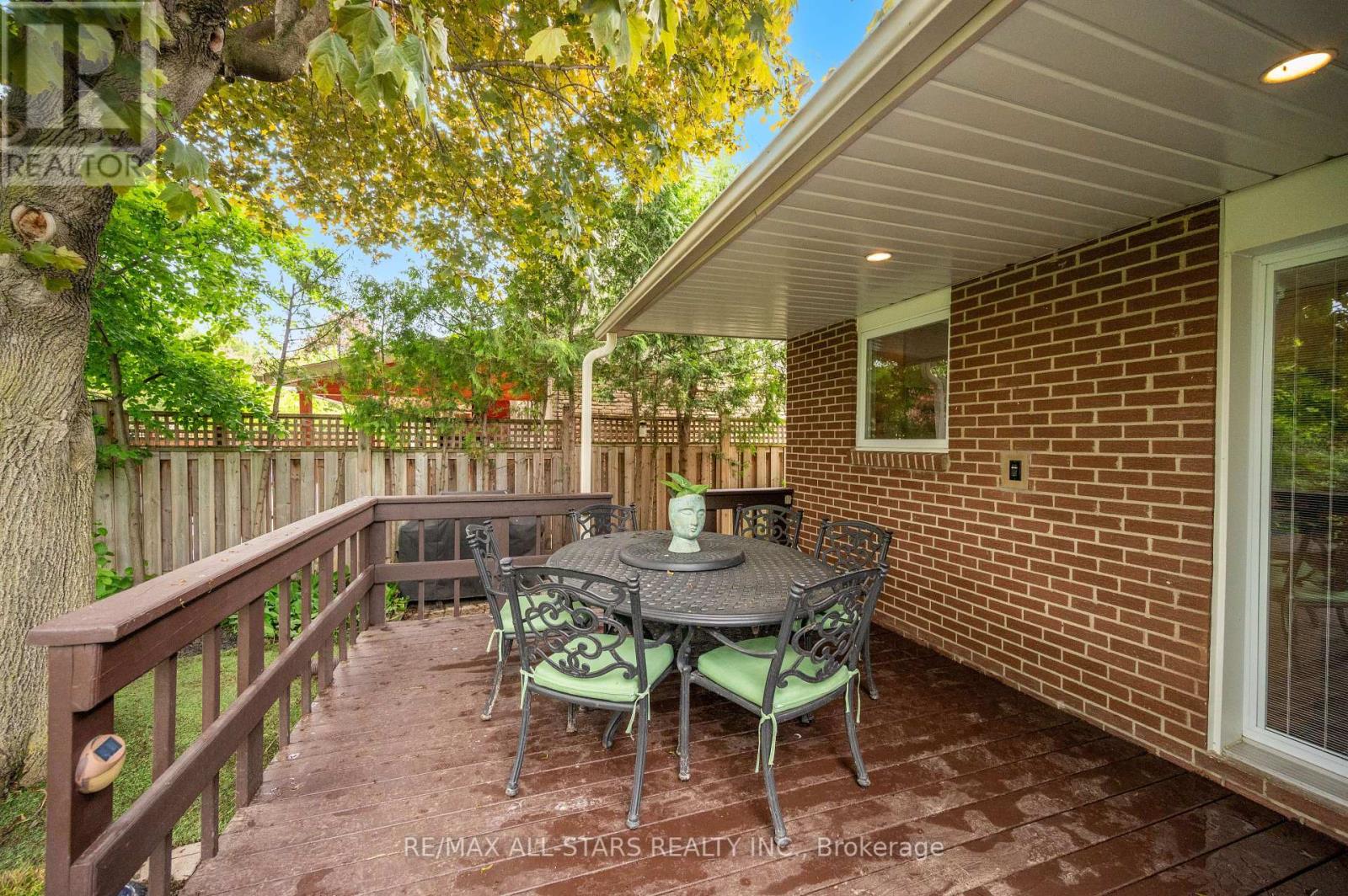 33 Hagerman Boulevard, Markham, Ontario  L3R 2A8 - Photo 42 - N12182759
