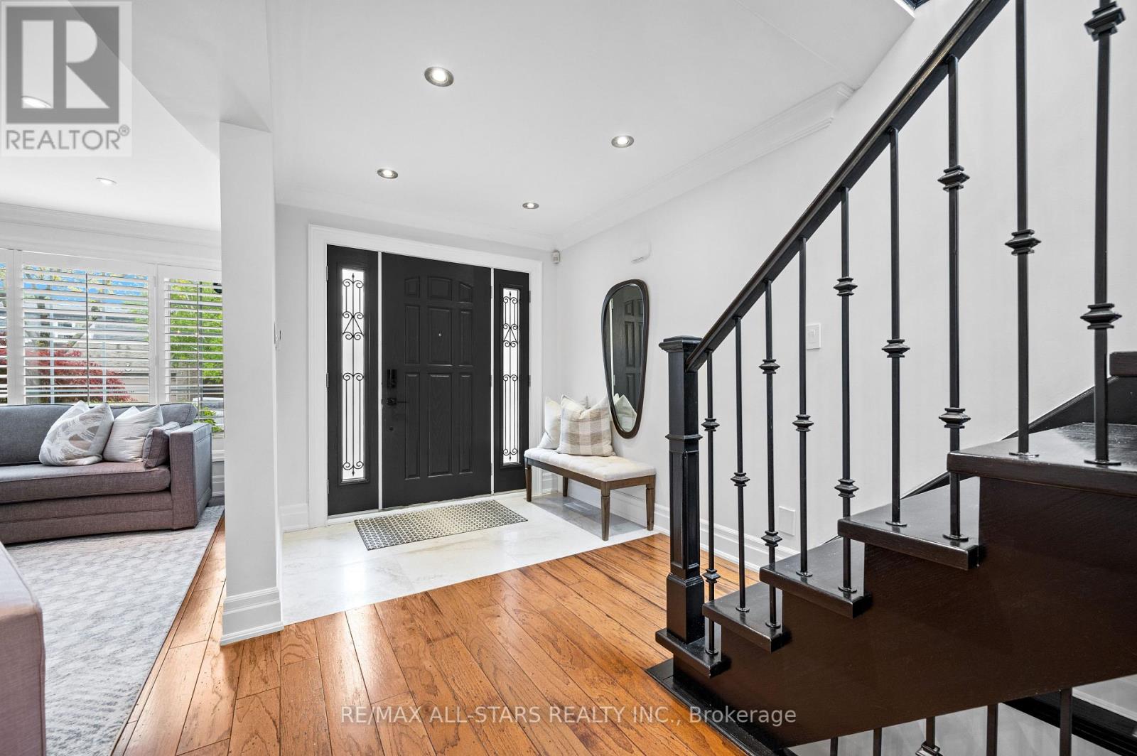 33 Hagerman Boulevard, Markham, Ontario  L3R 2A8 - Photo 8 - N12182759