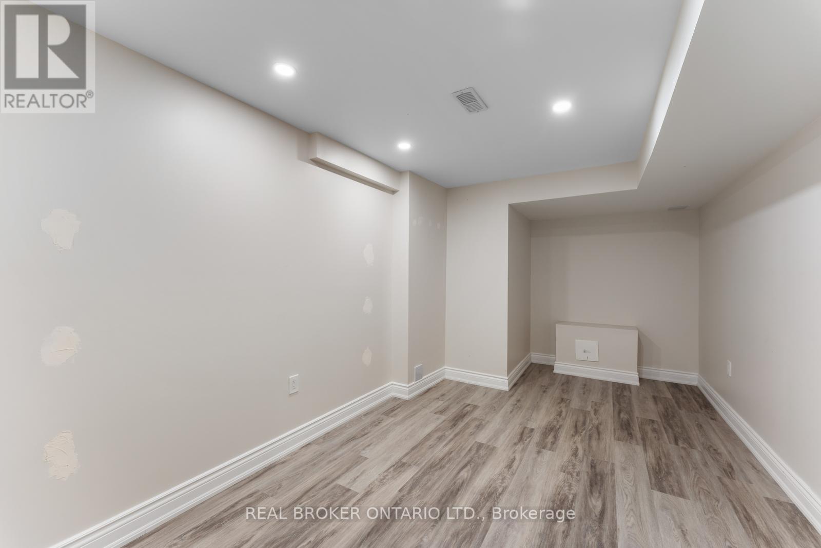 143 Knight Street, New Tecumseth, Ontario  L9R 0R5 - Photo 33 - N12182795