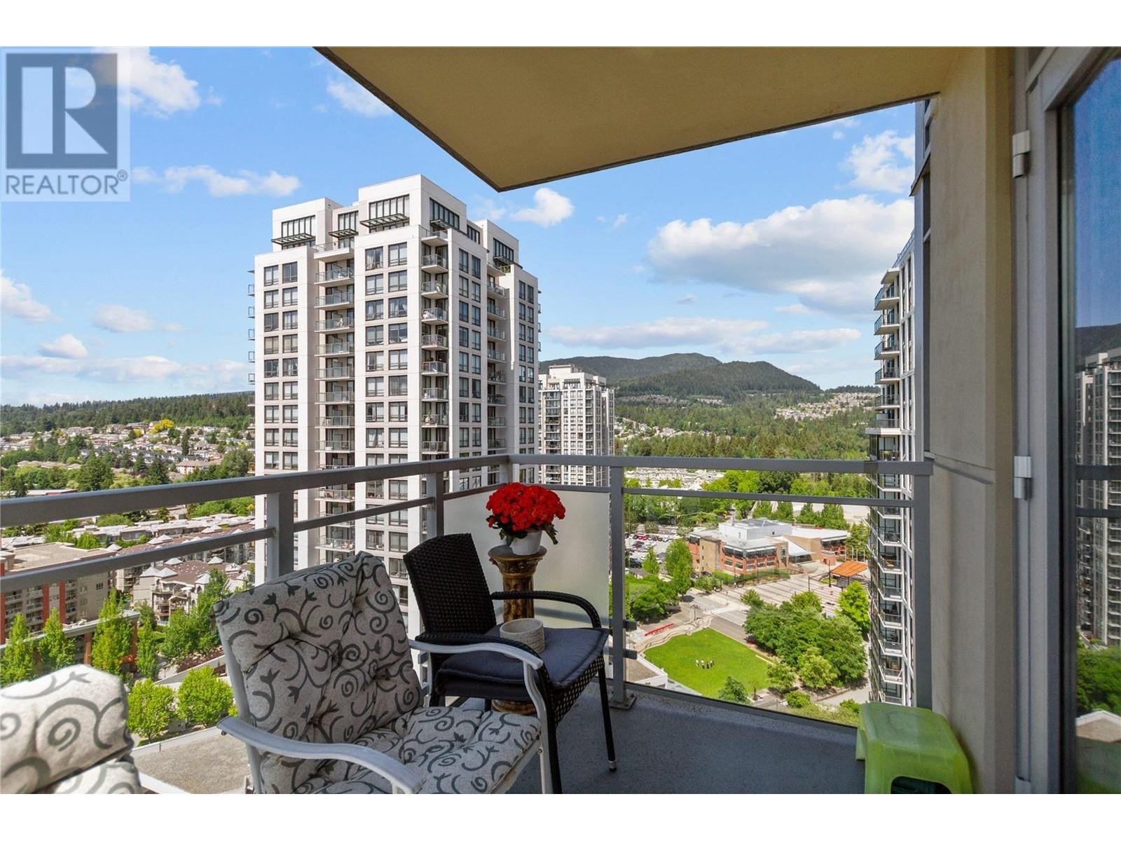2301 3008 Glen Drive, Coquitlam, British Columbia  V3B 0J5 - Photo 13 - R3007578